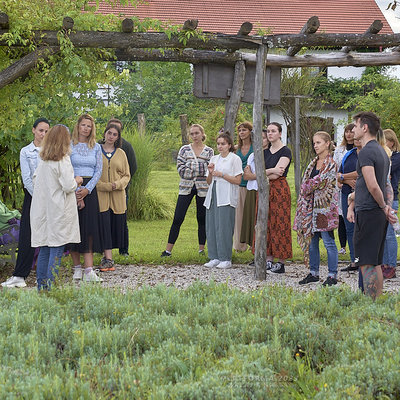 SENZORIČNO DOŽIVETJE DIŠAVNEGA VRTA PRI VIDI <em>Foto: David Orešič in Igor Unuk</em>