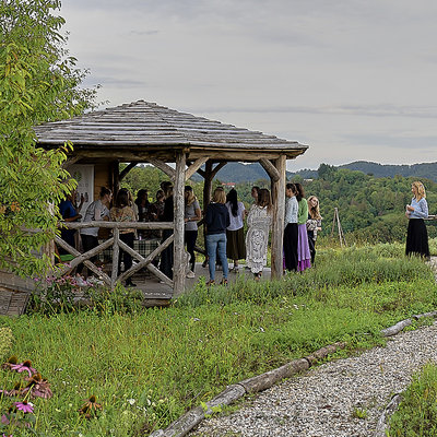 SENZORIČNO DOŽIVETJE DIŠAVNEGA VRTA PRI VIDI <em>Foto: David Orešič in Igor Unuk</em>